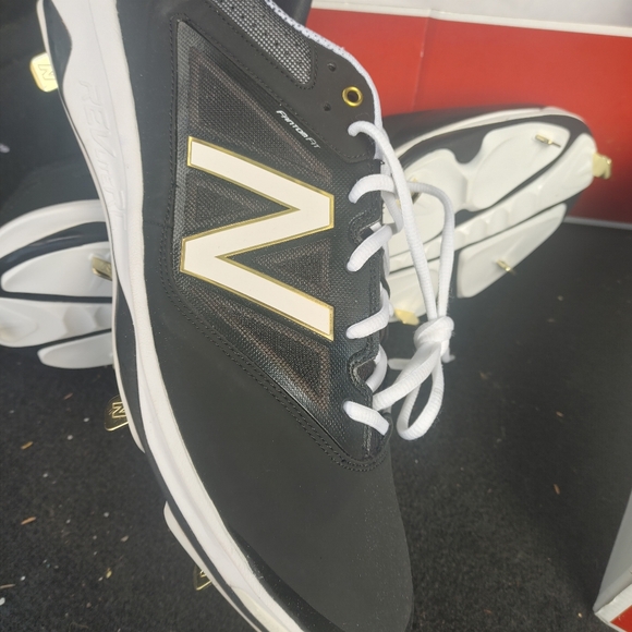 Baseball cleats - Picture 3 of 7